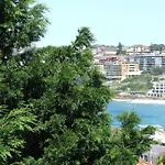 Bondi Beach Breeze - A Bondi Beach Holiday Home